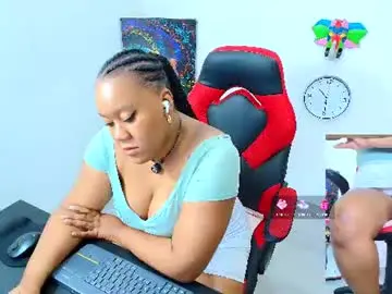 Chaturbate Best live sex cam show of amba_rosee1