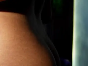 Chaturbate Free Live Porn of dracaryss_