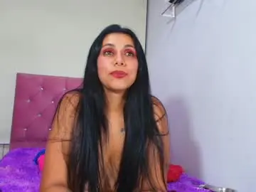 Chaturbate Live Porn of nyra_queen