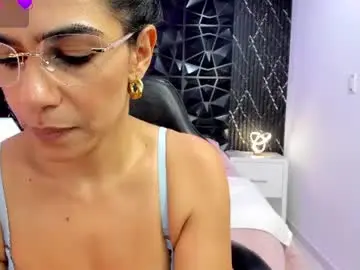 Chaturbate Nude Webcam of mandyfisher