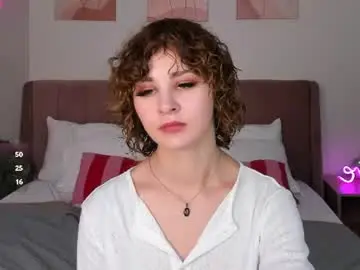Chaturbate Free Porn Cam of kira_fluffy