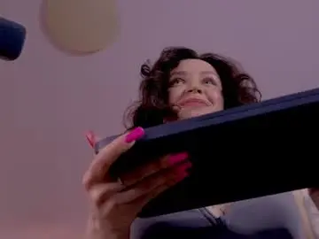 Chaturbate Watch Live Sex Cams of meow_nancy