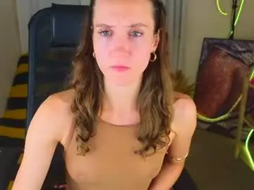 Chaturbate Live Sex Cam of hotlaracroft