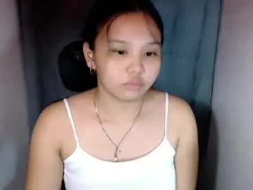 Chaturbate Live Sex Cam of yournaughty_leigh
