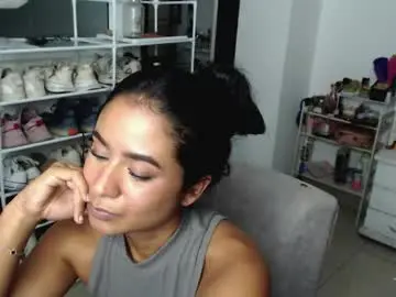 Chaturbate Best live sex cam show of sweetyaya_