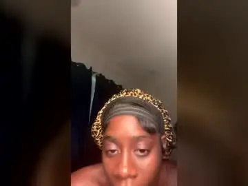 Chaturbate Private Sex Chat of daddy_am_i_ur_baby