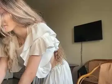 Chaturbate Live Sex Cam of malissatyron