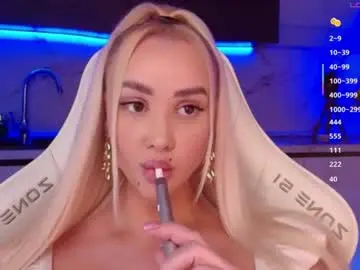 Chaturbate Live Porn of blond_diamond