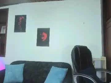 Chaturbate Live Porn of pamelaqueen_1