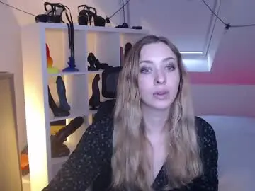 Chaturbate Live Sex Cam of scarlet_sophie
