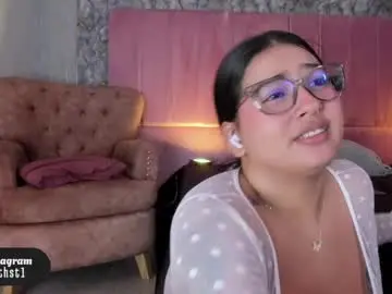 Chaturbate Live Sex Cam of lilithcb_