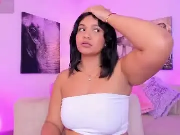 Chaturbate Live Sex Cam of alaiia7
