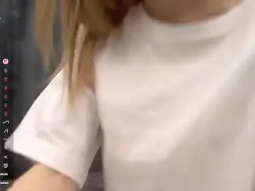 Chaturbate Live Sex of dewdropdoll