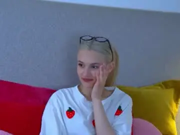Chaturbate Adult Webcam of lealamour