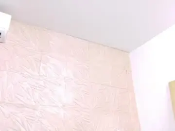 Chaturbate Live Sex Cam of ebony_sugar_mommy