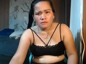 Chaturbate Live Sex Cam of mages_1995