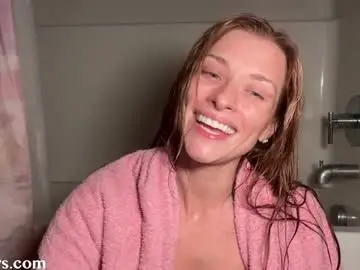 Chaturbate Live Sex Cam of saraloverays