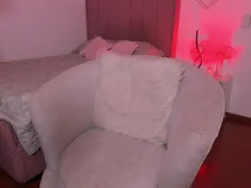 Chaturbate Live Sex of elegant_rouse