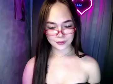Chaturbate Live Sex Cam of pulchritudinousmadi