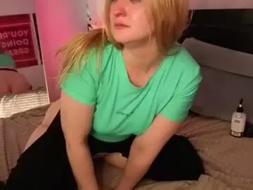Chaturbate Live Sex Cam of amalyvill
