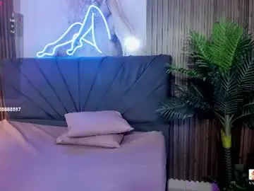 Chaturbate Sex Cam of kiara_tay