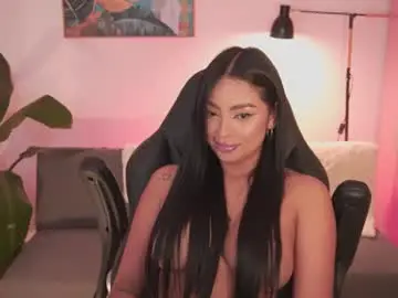 Chaturbate Live Sex Cam of sarawinstone_