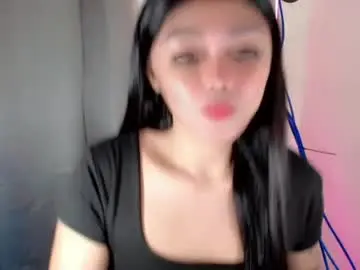 Chaturbate Live Sex Cam of karina_fuckdoll