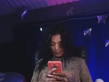 Chaturbate Free Porn Cam of ema_ploxx