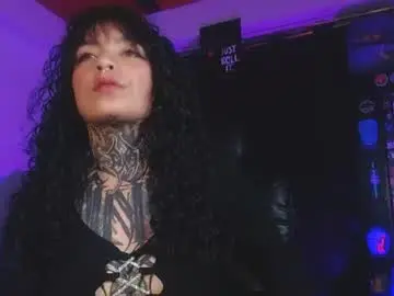 Chaturbate Sex Cam of ema_ploxx