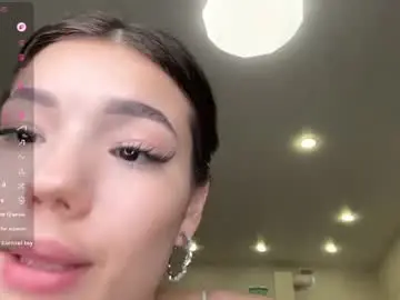 Chaturbate Live Sex Cam of linhtadt
