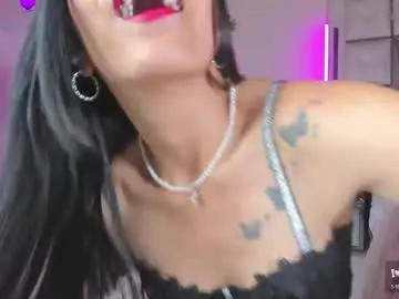 Chaturbate Sex Chat of emili_clark
