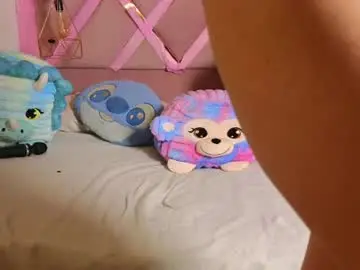 Chaturbate Live Sex Cam of stephany_grand