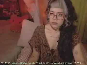 Chaturbate Free Porn Cam of blushing_nymph