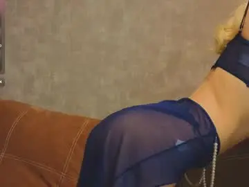 Chaturbate Live Sex Cam of darslycat