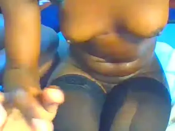 Chaturbate Live Sex Cam of sweetcarry2