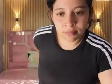 Chaturbate Live Sex Cam of sara_tellez_s