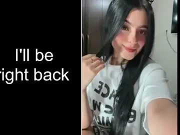 Chaturbate Live Porn of milawink