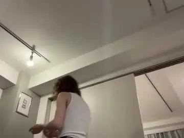 Chaturbate Live Sex Cam of holydori