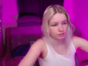 Chaturbate Live Sex Cam of cherry_night666