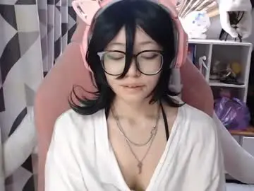 Chaturbate Live Sex Cam of danyelleeyermann