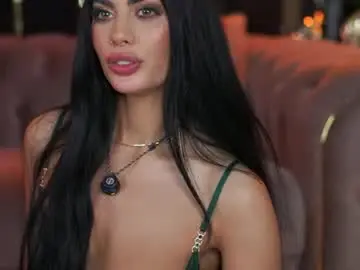 Chaturbate Sex Cam of ravennadarcy