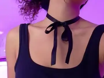 Chaturbate Free Live Porn of playfuljust_18
