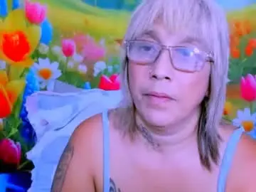 Chaturbate Watch Live Sex Cams of indianroxy27