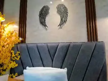 Chaturbate Best live sex cam show of sienna_lu
