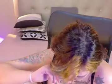 Chaturbate Live Sex Cam of chloerossee