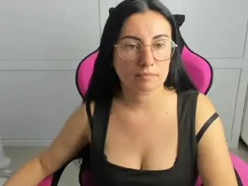 Chaturbate Best Webcam of lucyycharm