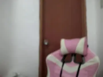 Chaturbate Sex Cam of bad_kitty_amara
