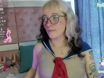 Chaturbate Nude Webcam of sweet_emmili