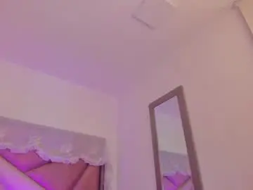 Chaturbate Live Sex Cam of bonniecute_