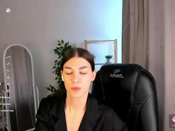 Chaturbate Live Sex Cam of ohh_my_vens